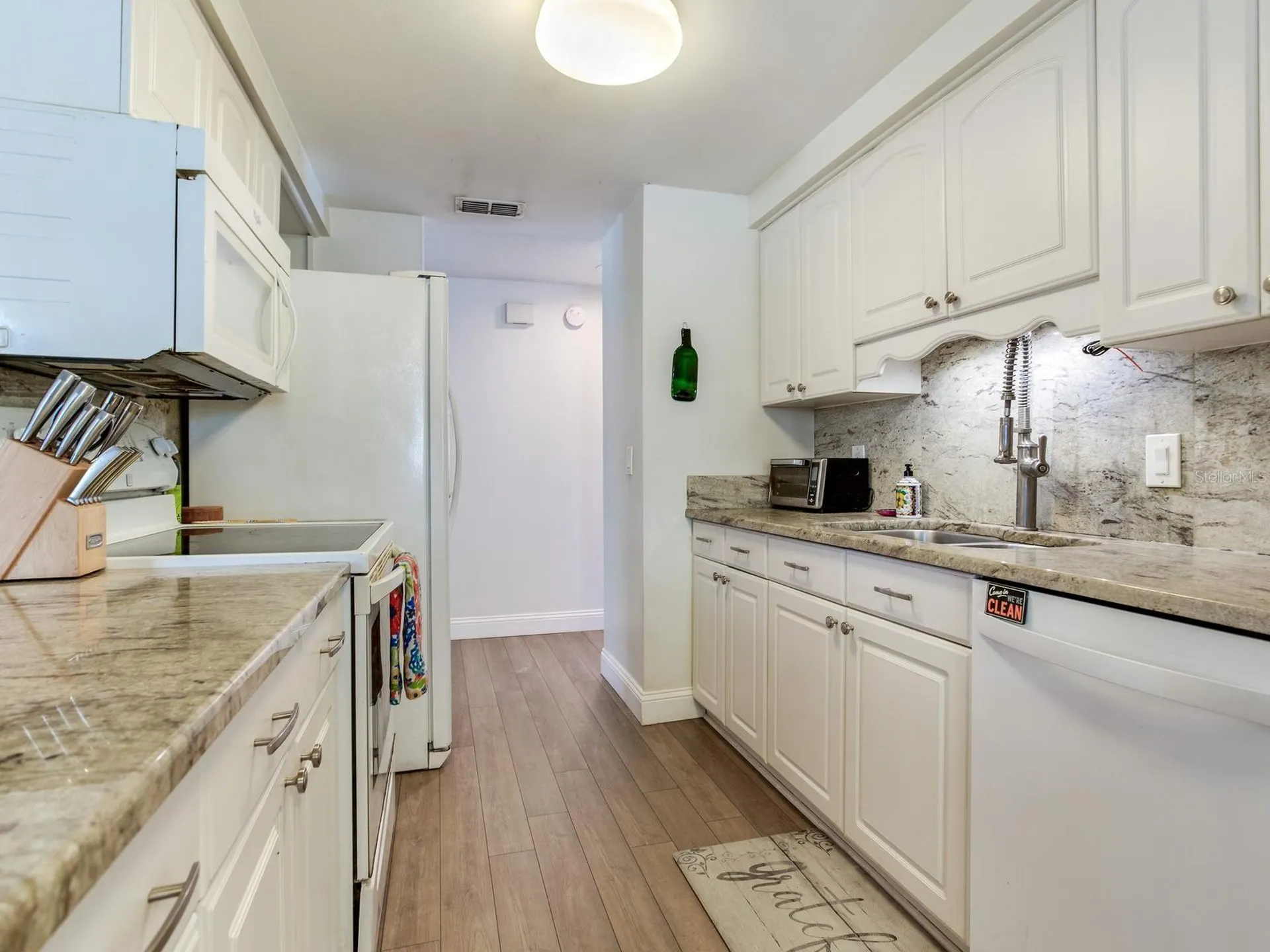 2812 W Shelton Avenue Tampa FL 33611