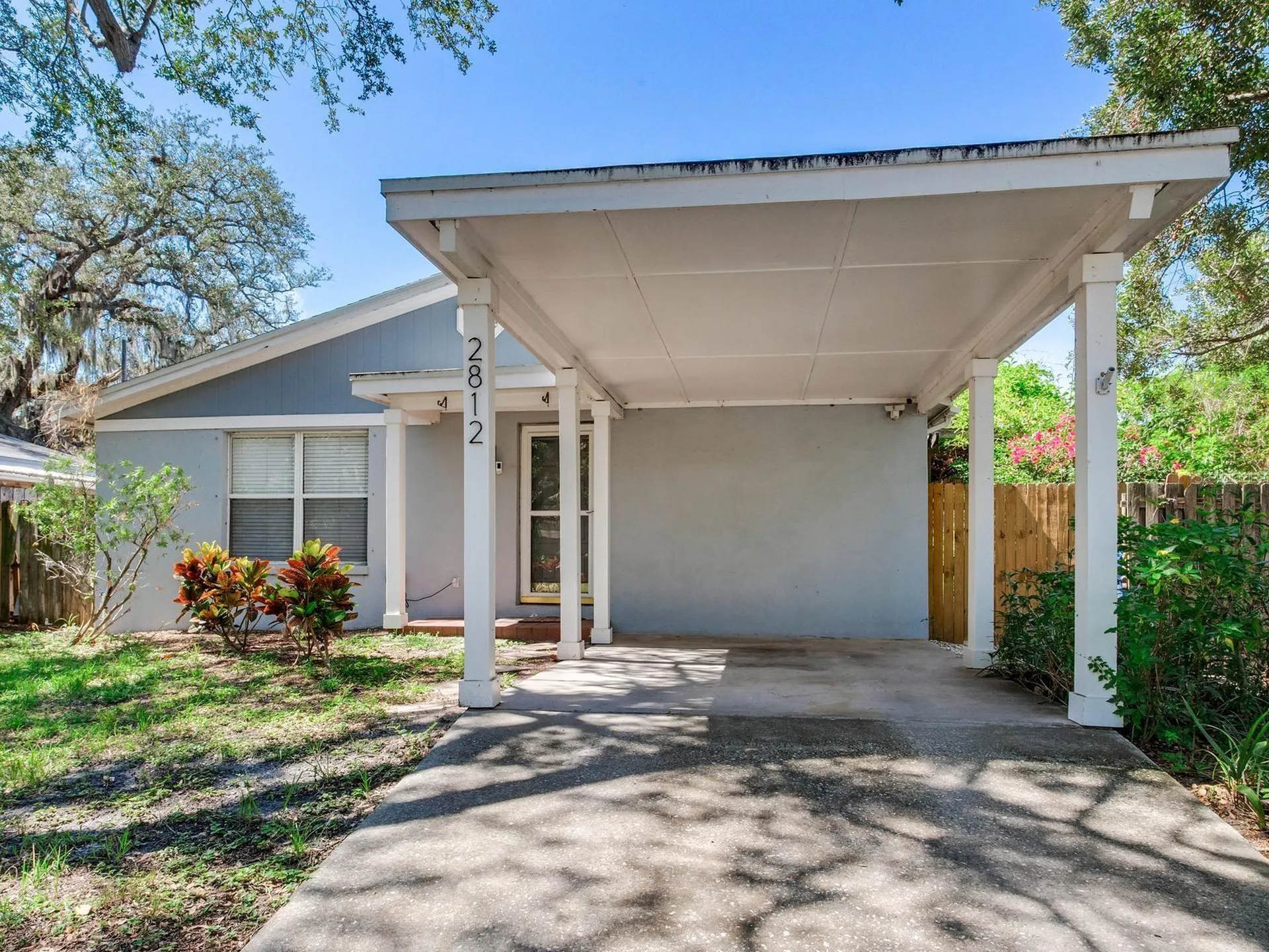 2812 W Shelton Avenue Tampa FL 33611