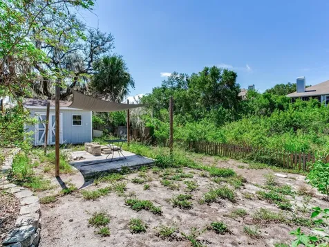 2812 W Shelton Avenue Tampa FL 33611