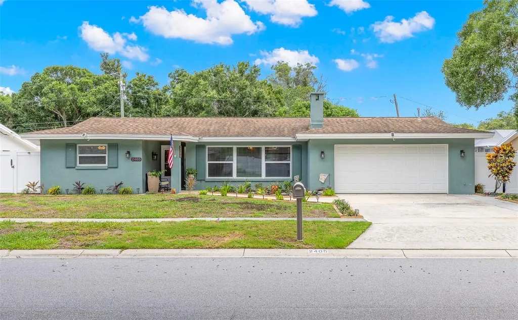 2405 Summerlin Drive Clearwater FL 33764