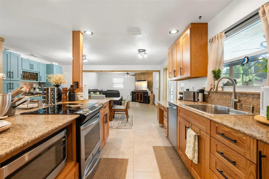 2405 Summerlin Drive Clearwater FL 33764