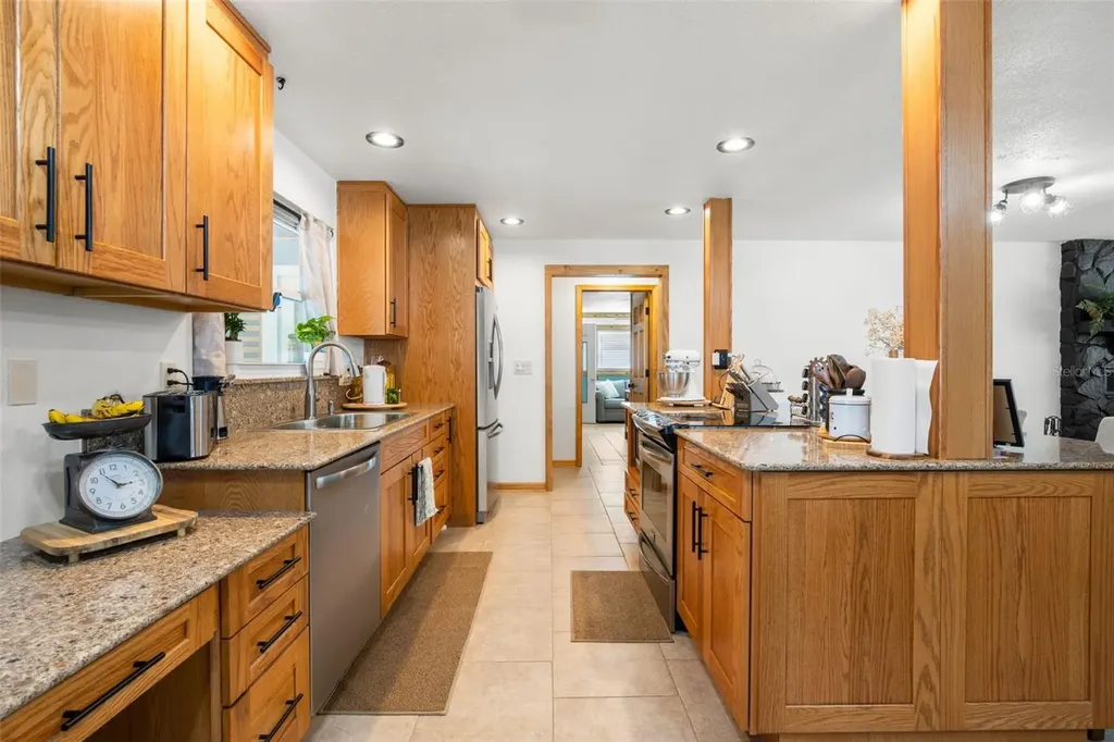 2405 Summerlin Drive Clearwater FL 33764