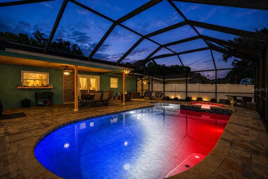 2405 Summerlin Drive Clearwater FL 33764