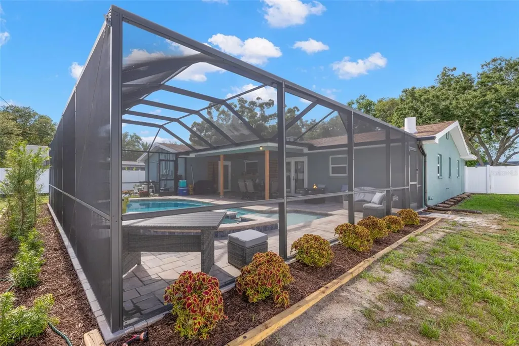 2405 Summerlin Drive Clearwater FL 33764
