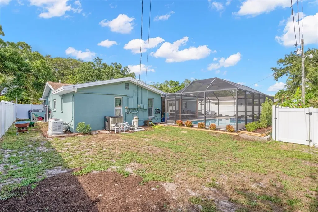 2405 Summerlin Drive Clearwater FL 33764