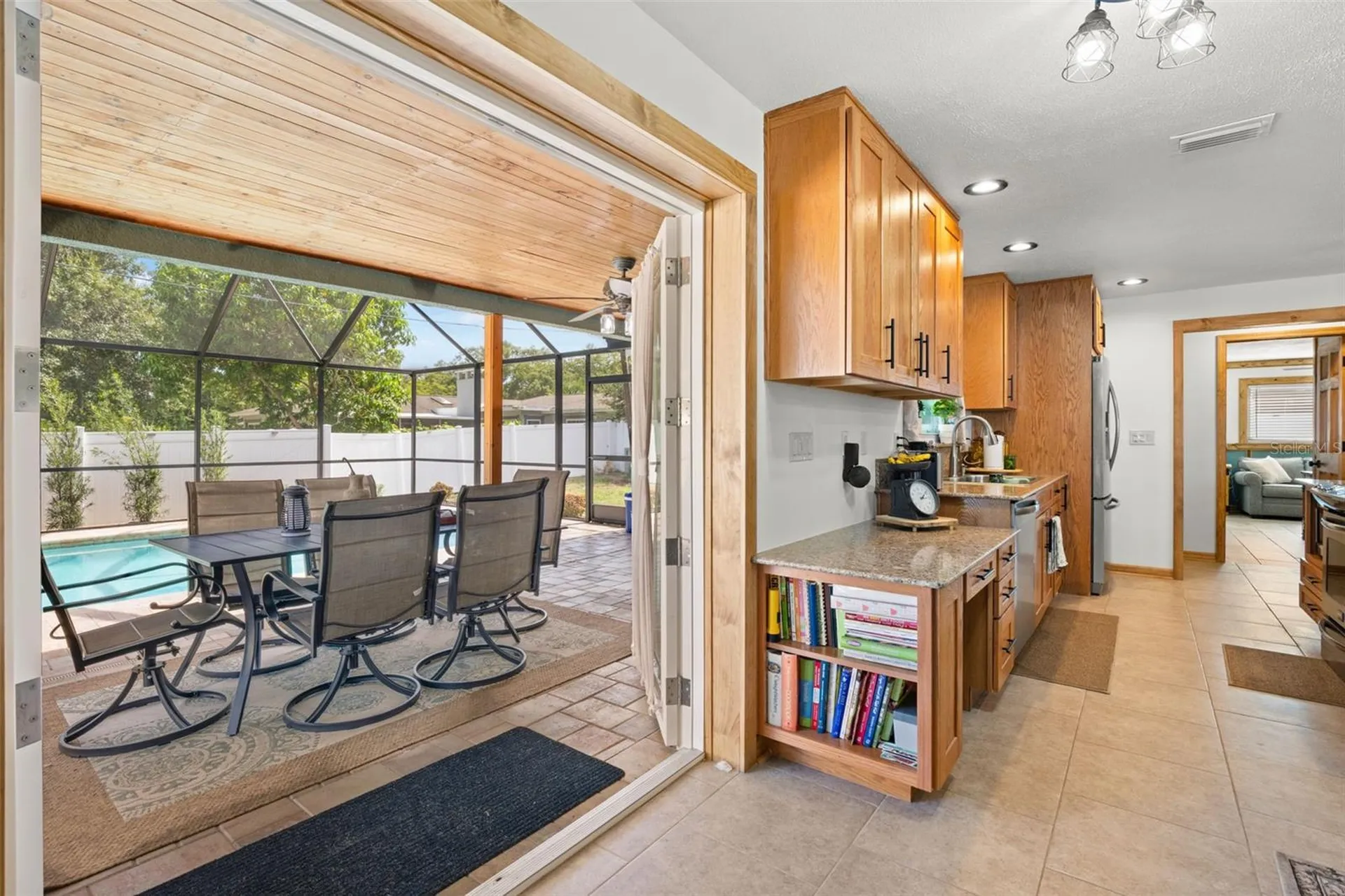 2405 Summerlin Drive Clearwater FL 33764