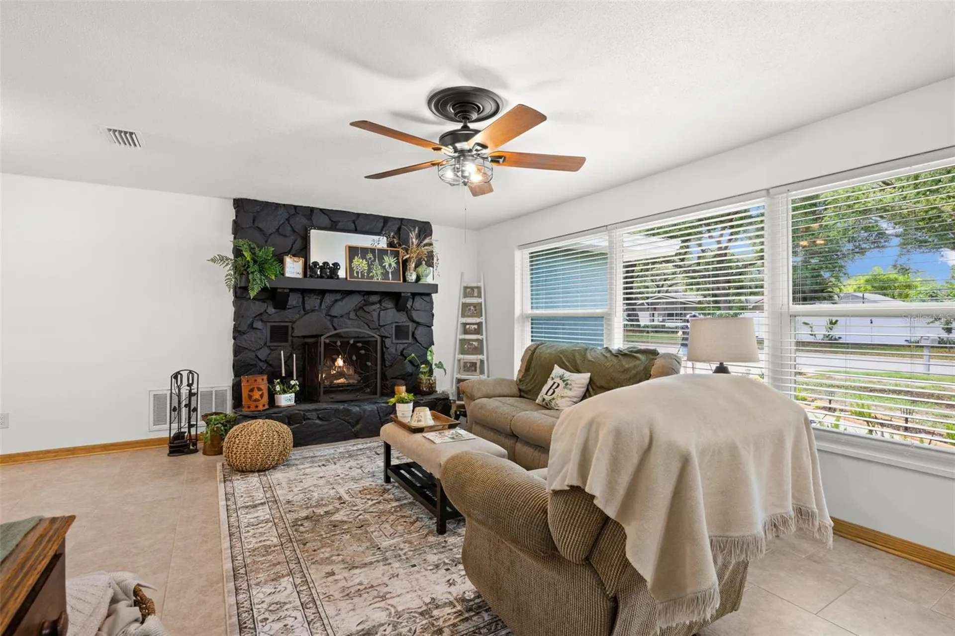 2405 Summerlin Drive Clearwater FL 33764