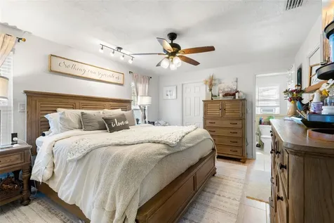 2405 Summerlin Drive Clearwater FL 33764