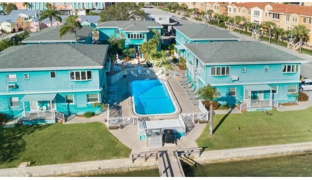 483 E Shore Drive Clearwater Beach FL 33767