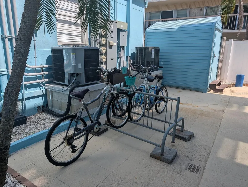 483 E Shore Drive Clearwater Beach FL 33767
