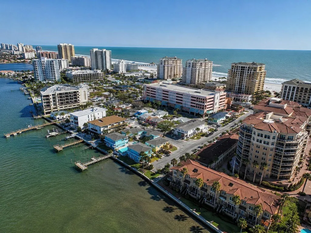 483 E Shore Drive Clearwater Beach FL 33767