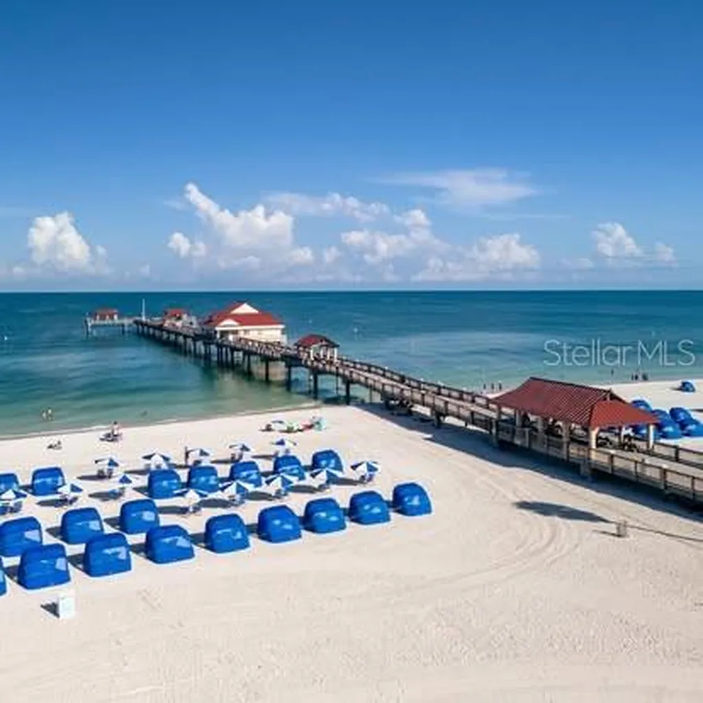 483 E Shore Drive Clearwater Beach FL 33767
