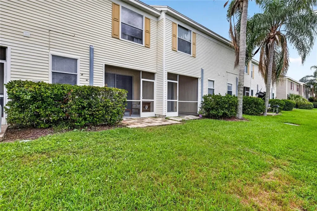 12315 Country White Circle Tampa FL 33635