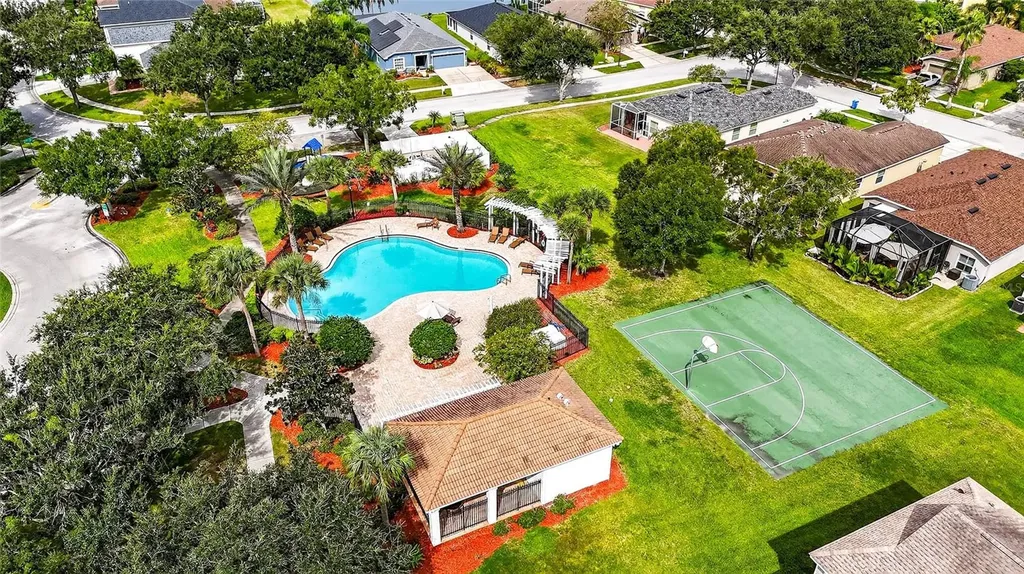12315 Country White Circle Tampa FL 33635