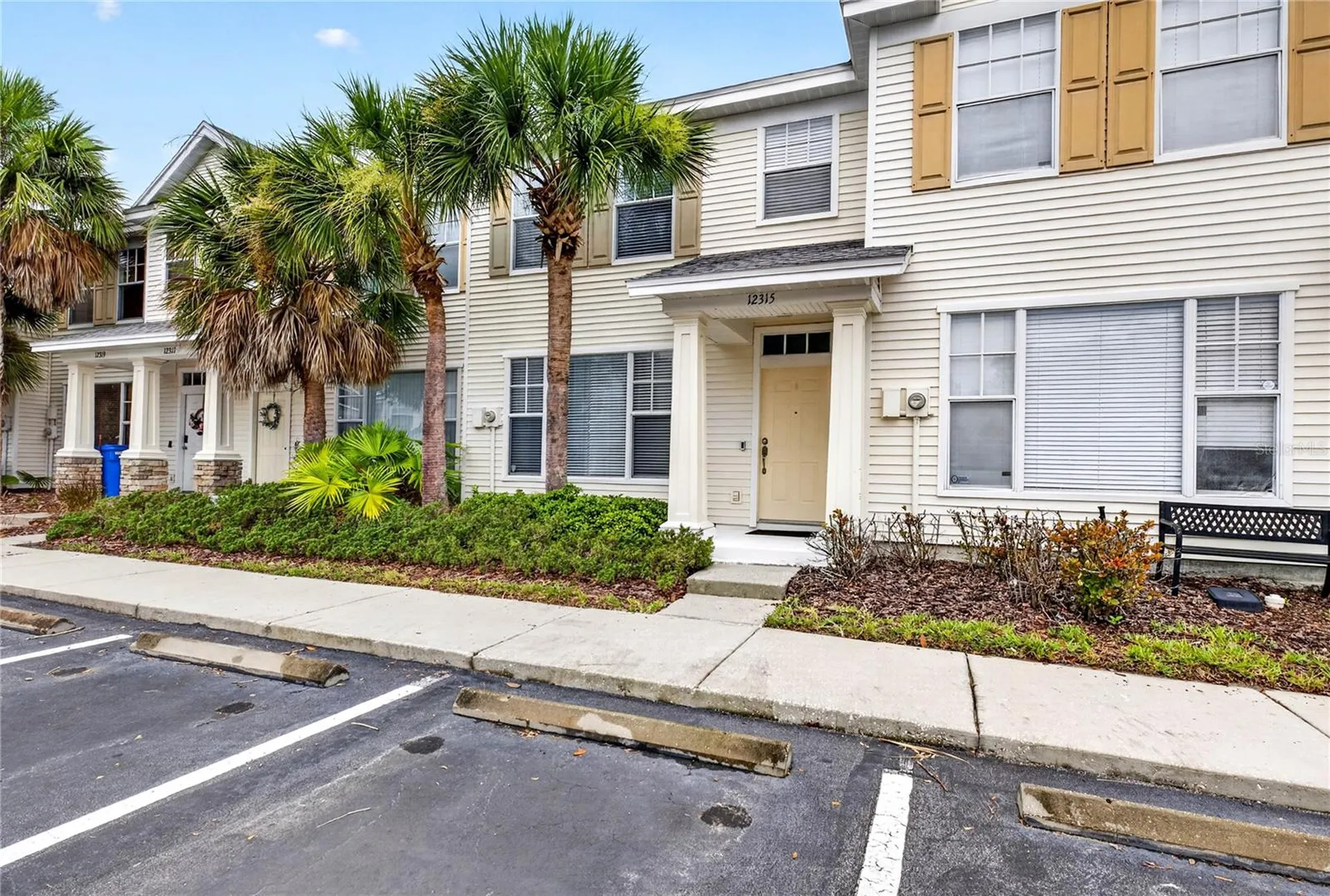 12315 Country White Circle Tampa FL 33635