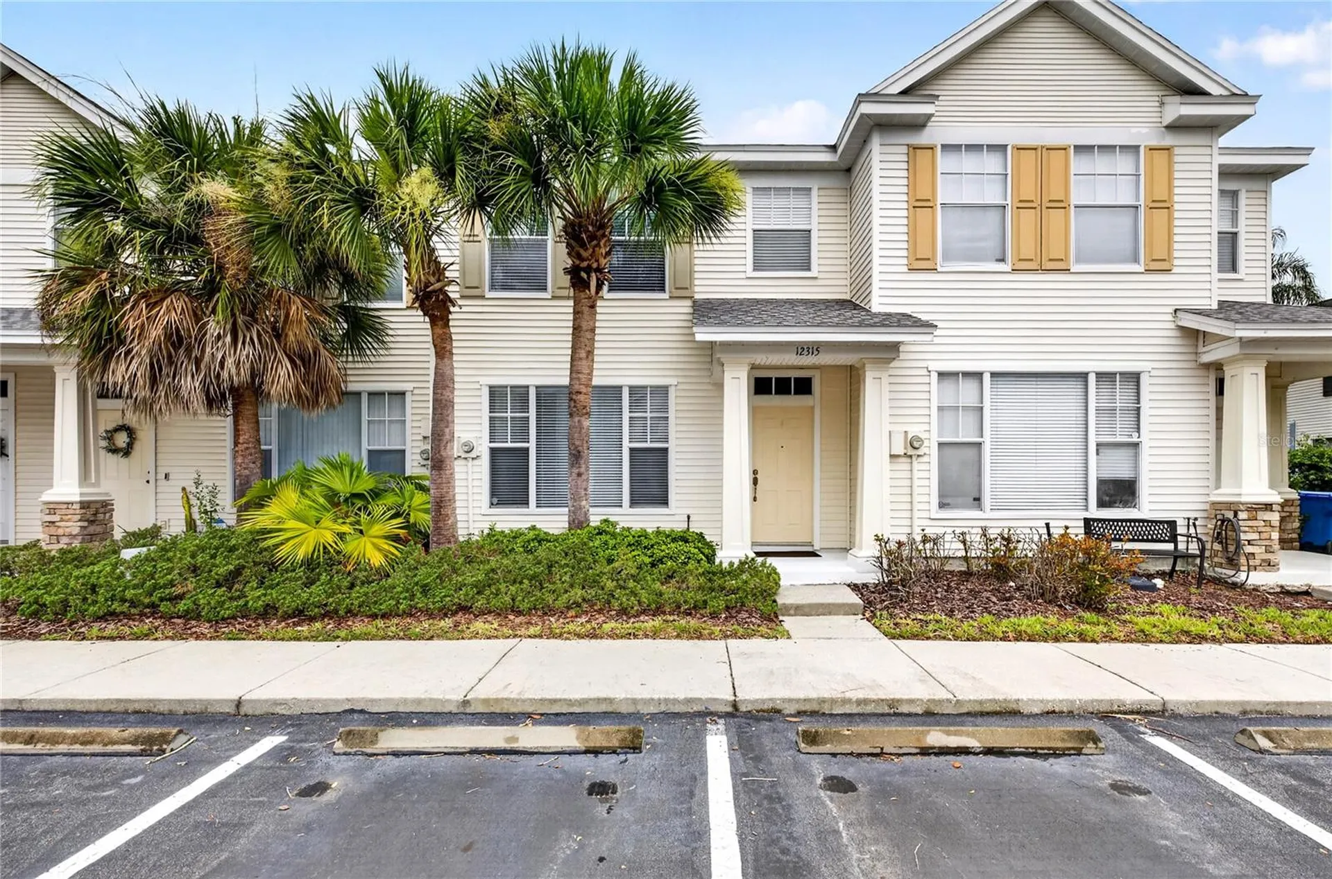 12315 Country White Circle Tampa FL 33635