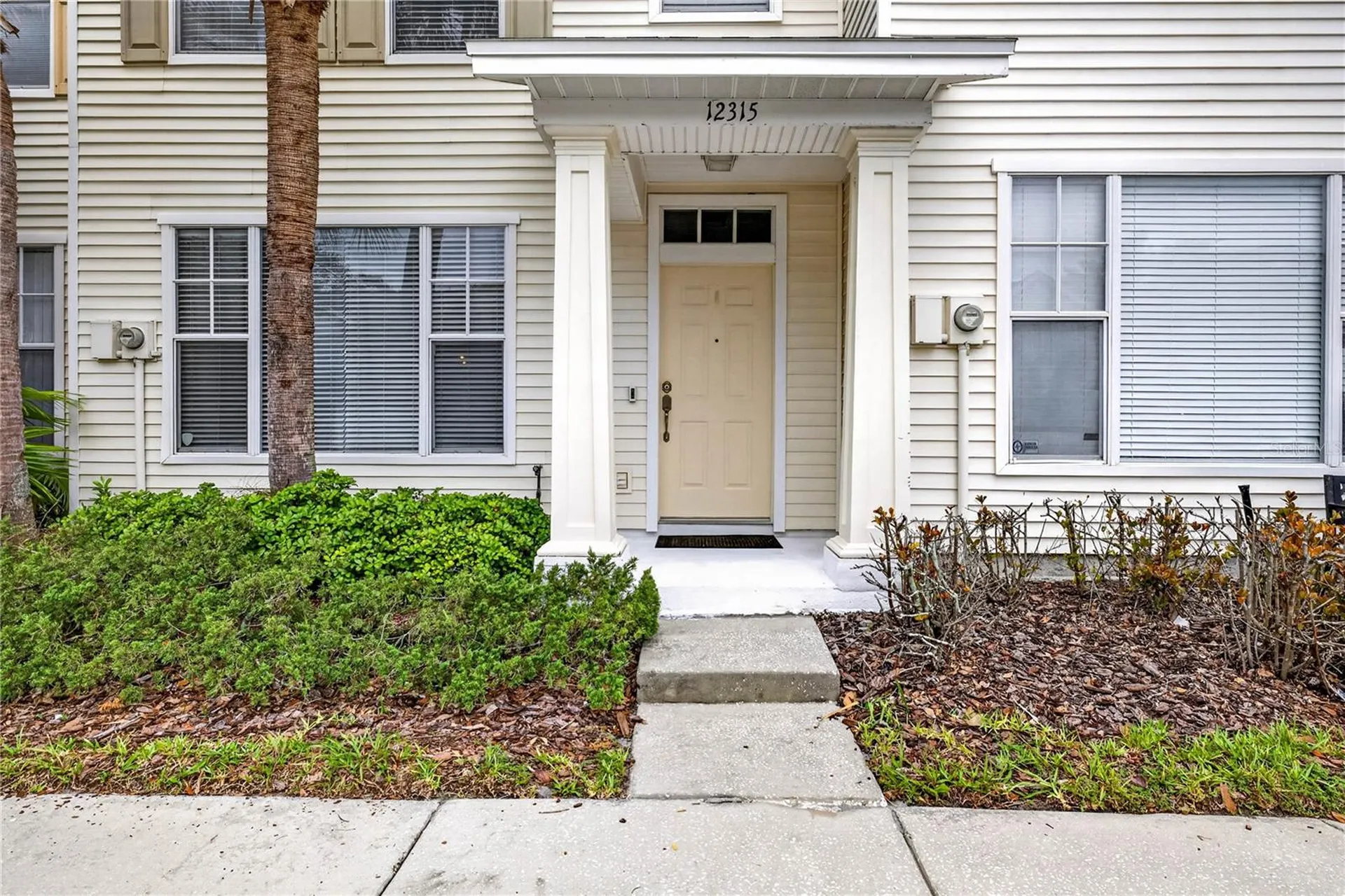 12315 Country White Circle Tampa FL 33635