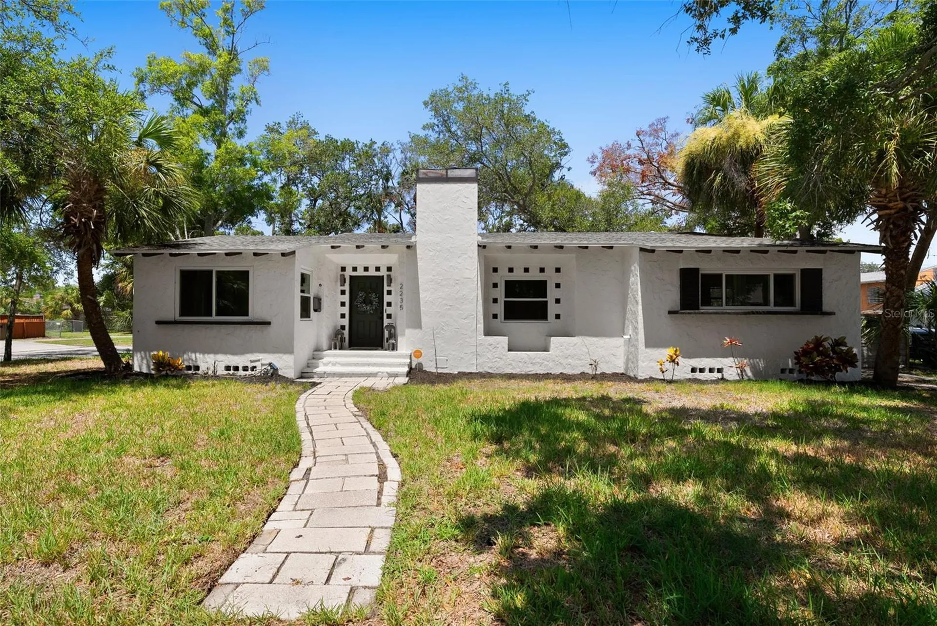 2235 5th Street S St Petersburg FL 33705