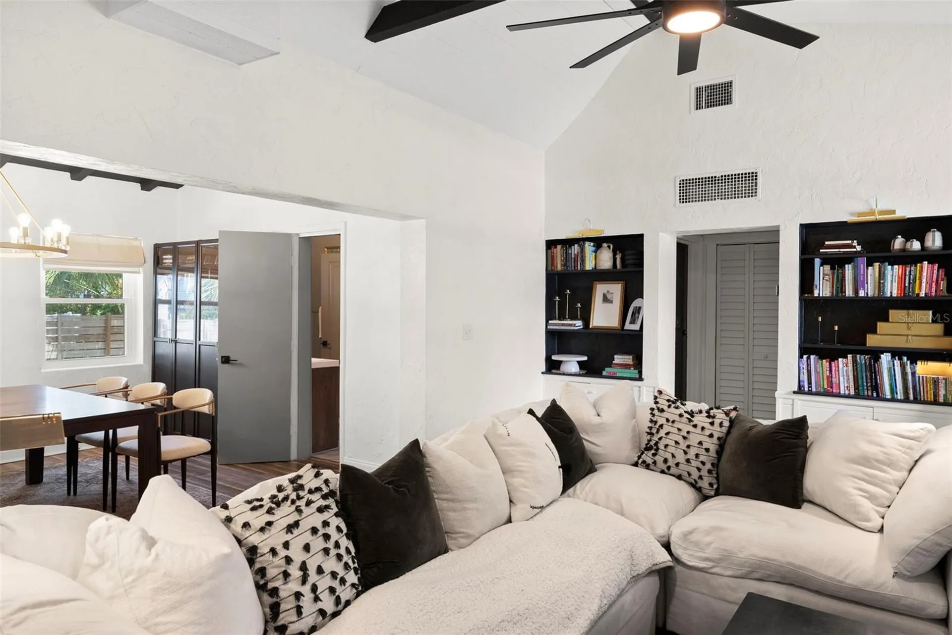 2235 5th Street S St Petersburg FL 33705