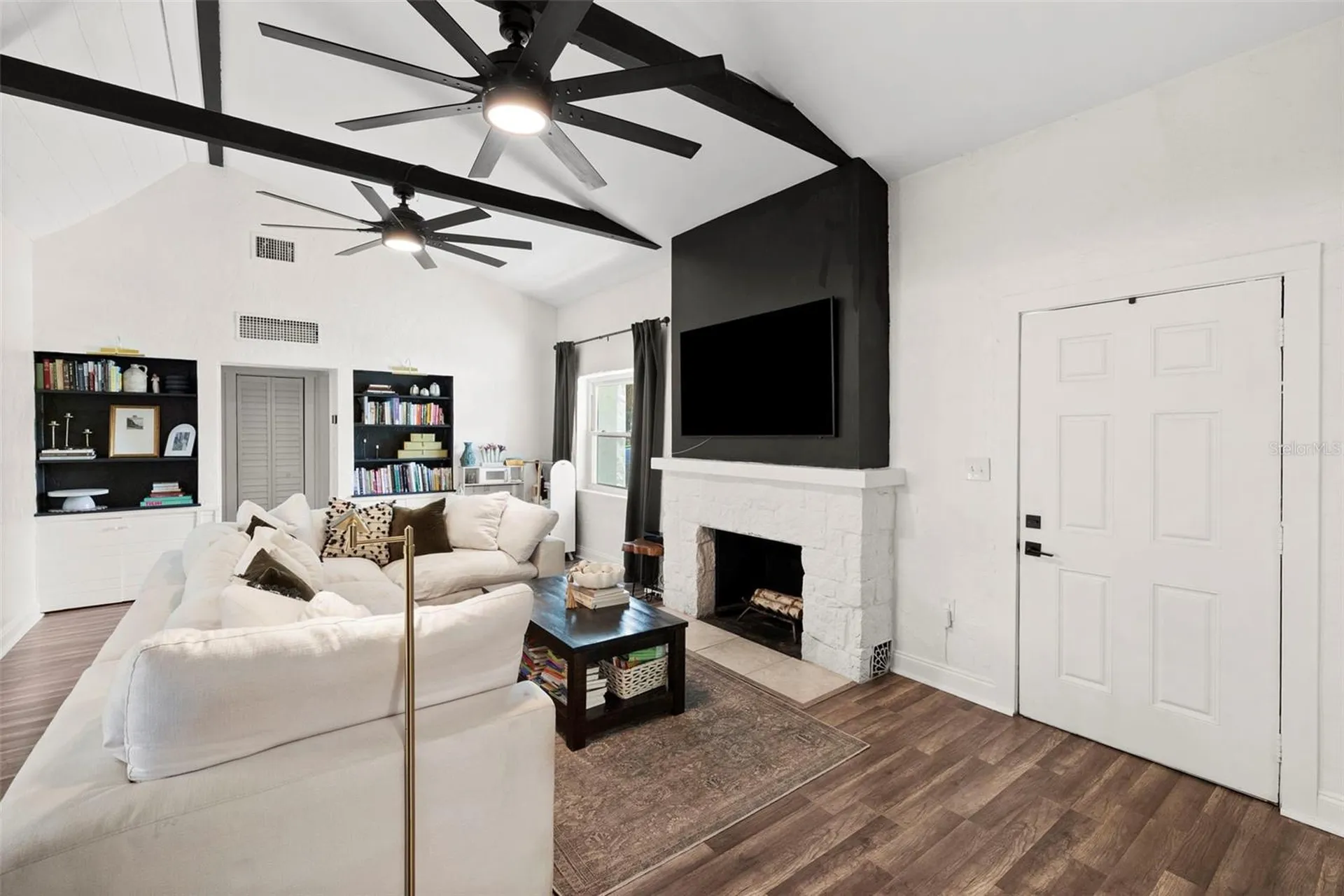 2235 5th Street S St Petersburg FL 33705