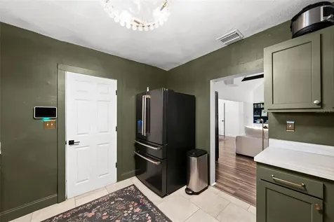 2235 5th Street S St Petersburg FL 33705