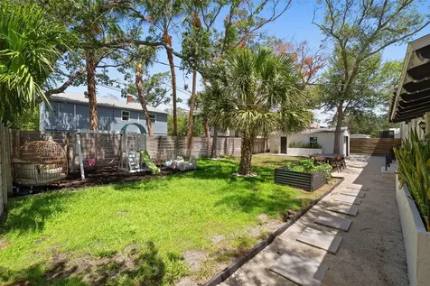 2235 5th Street S St Petersburg FL 33705