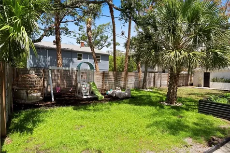 2235 5th Street S St Petersburg FL 33705