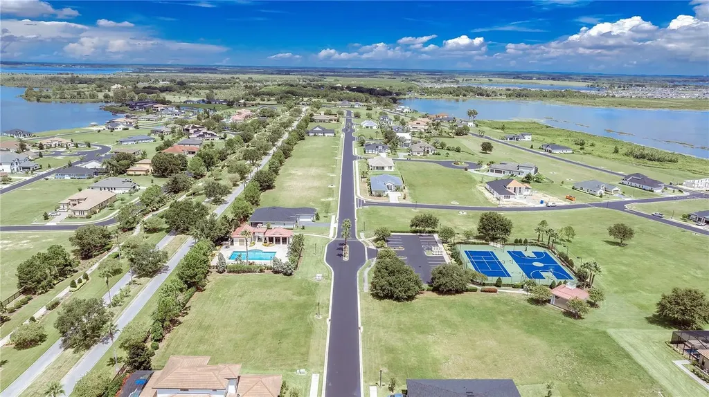 156 Caladium Avenue Lake Alfred FL 33850