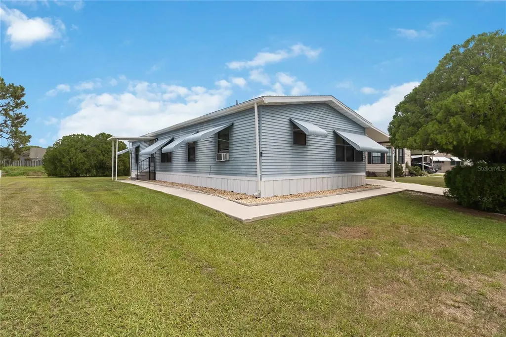 1990 Crystal Lane St Cloud FL 34769