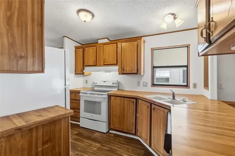 1990 Crystal Lane St Cloud FL 34769