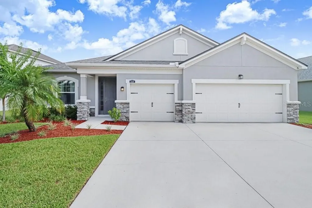 11520 Blue Woods Drive Riverview FL 33569