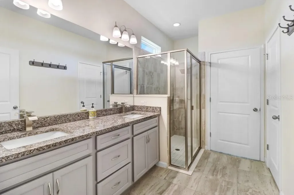 11520 Blue Woods Drive Riverview FL 33569