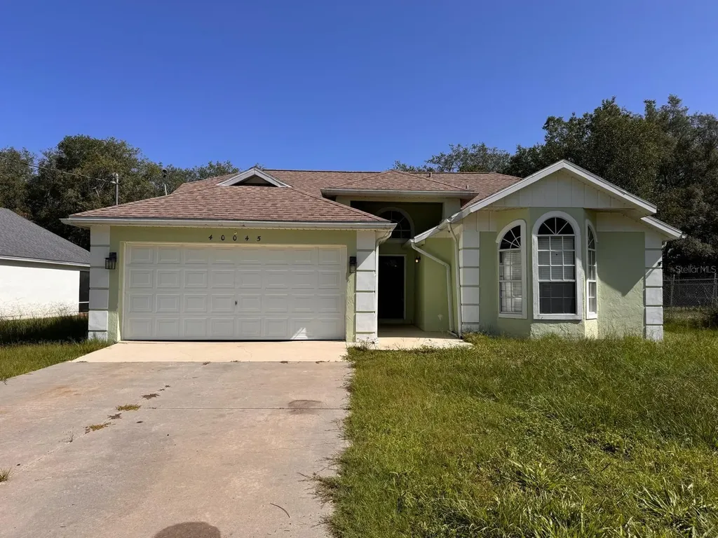 40045 Palm Street Lady Lake FL 32159