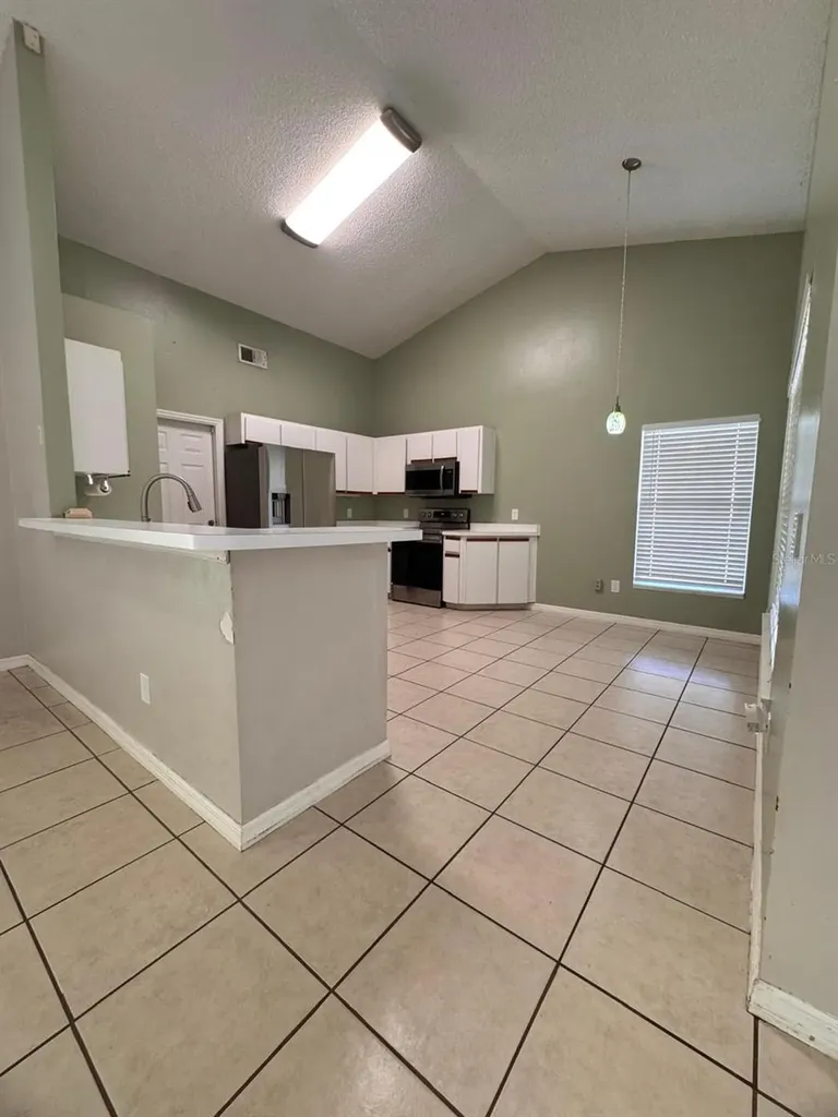 40045 Palm Street Lady Lake FL 32159