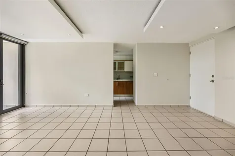 37 Cond Atrium Park Regina Medina Guaynabo PR 00969