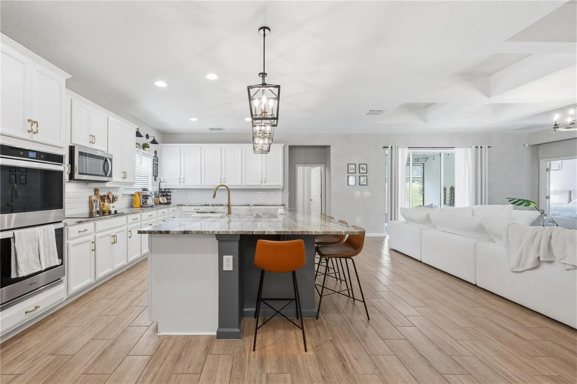 600 Avila Place Howey In The Hills FL 34737