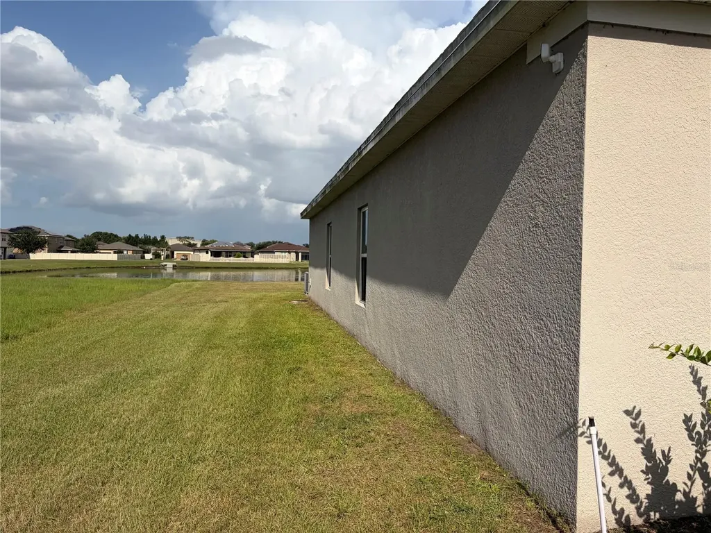 2840 Wadeview Loop St Cloud FL 34769