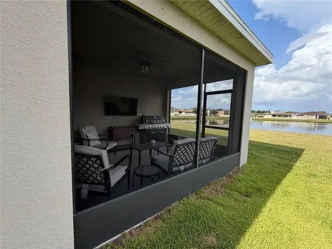 2840 Wadeview Loop St Cloud FL 34769