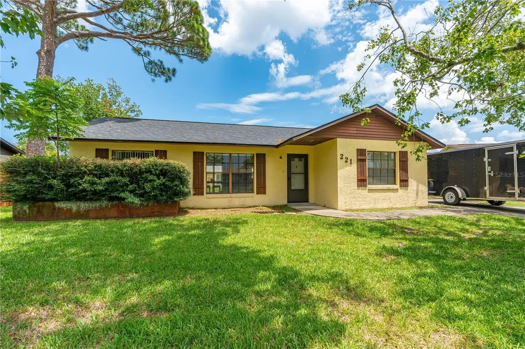 221 Cherrywood Lane Edgewater FL 32132