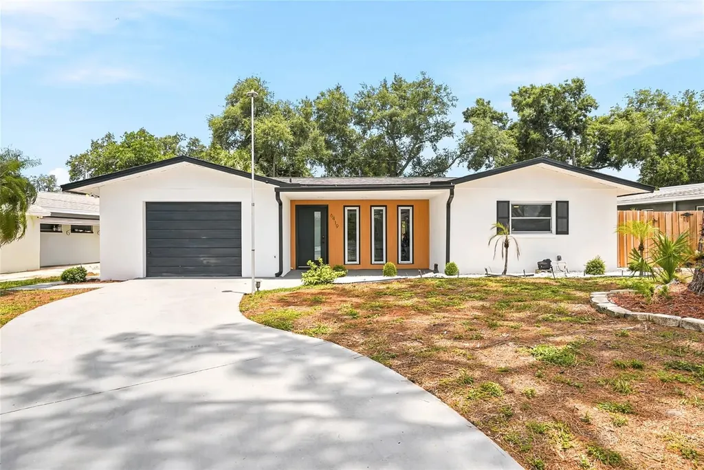6419 Pelican Drive S St Petersburg FL 33707