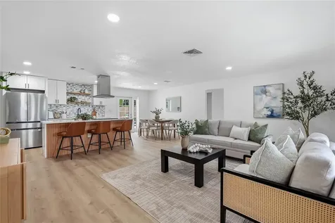 6419 Pelican Drive S St Petersburg FL 33707