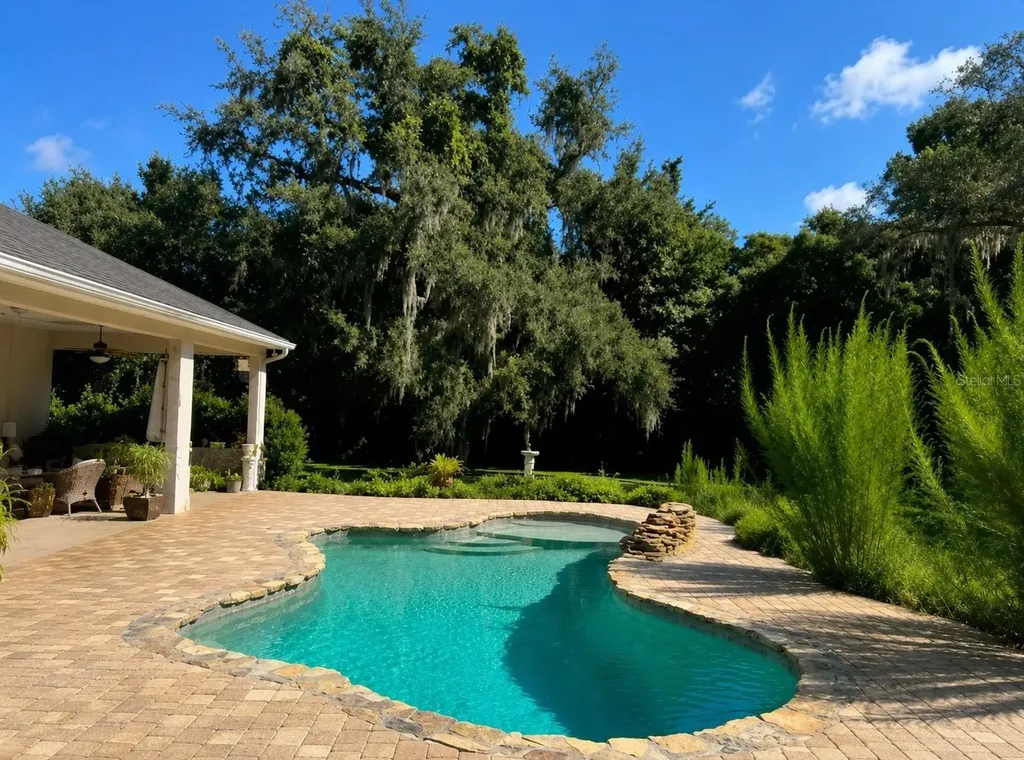 1521 Shadow Pines Drive New Smyrna Beach FL 32168