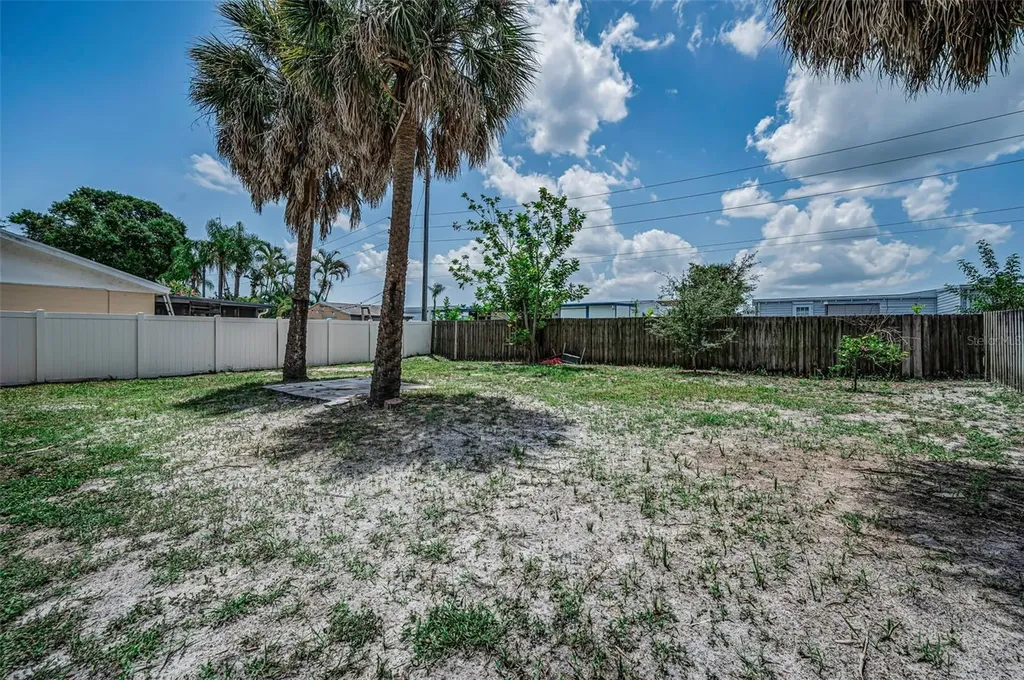 6464 107th Terrace N Pinellas Park FL 33782