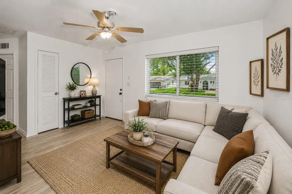 6464 107th Terrace N Pinellas Park FL 33782