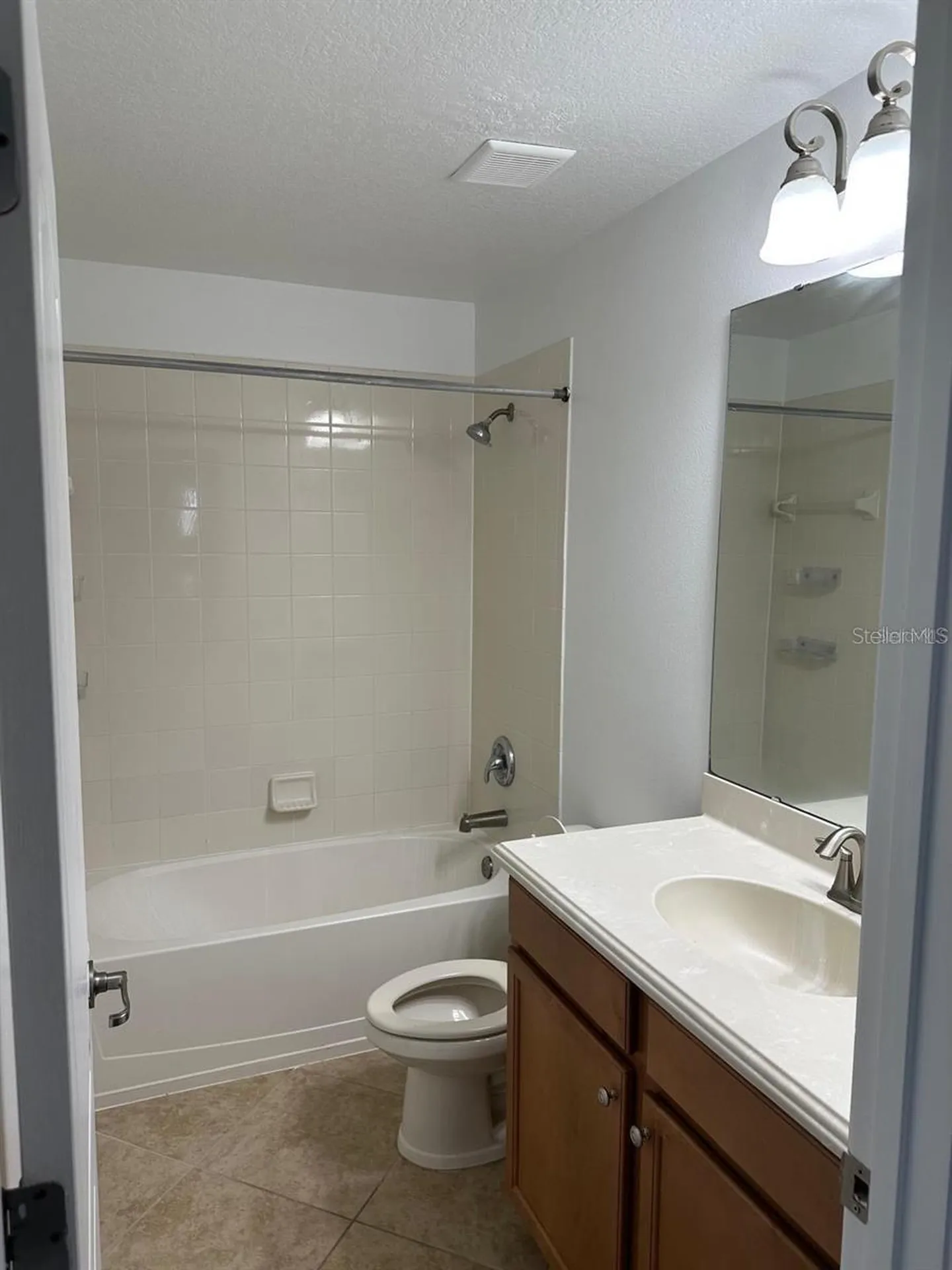 1900 Thetford Circle Orlando FL 32824