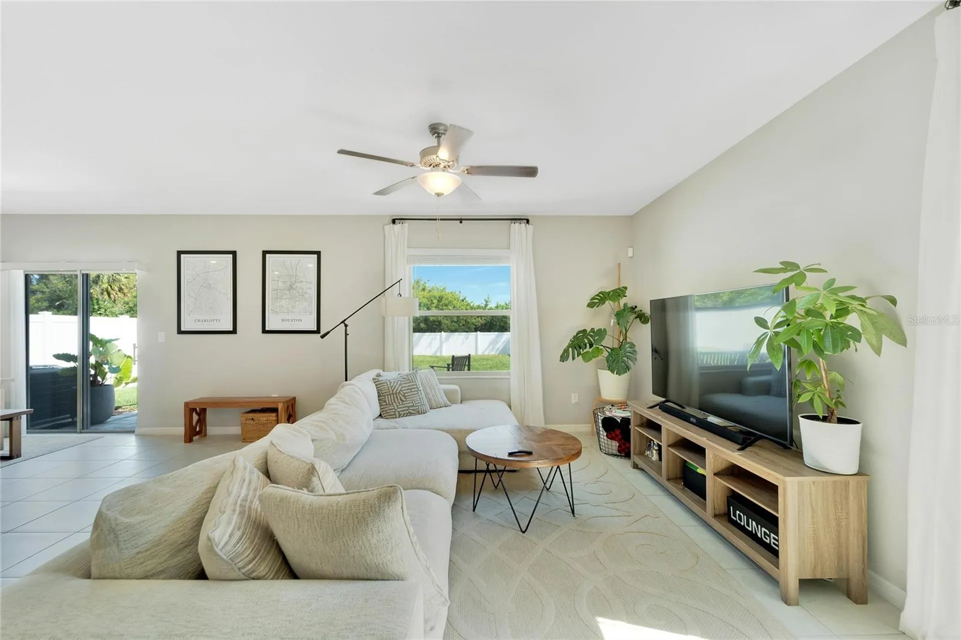 403 Royal Empress Drive Ruskin FL 33570
