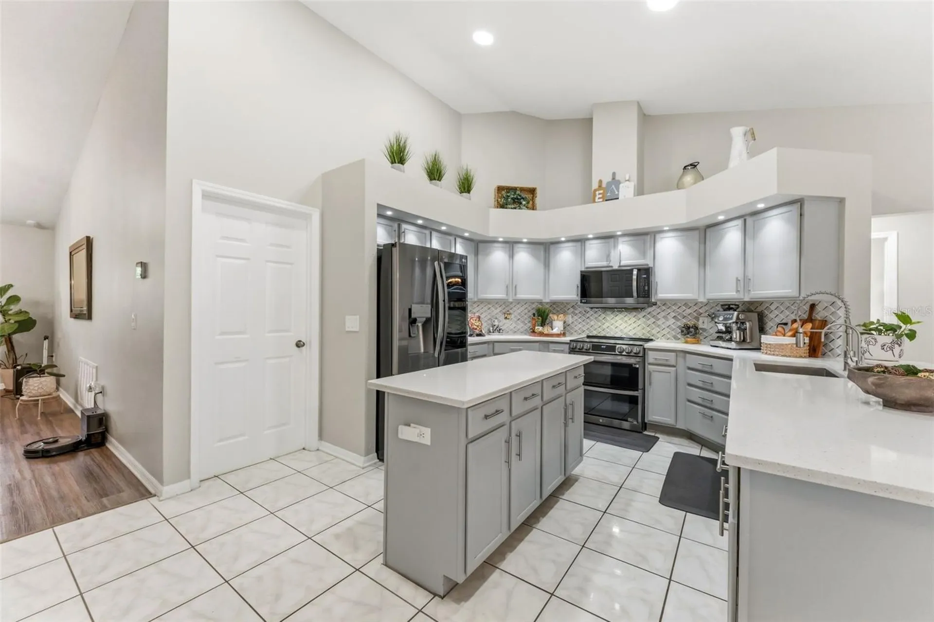 19906 Jodi Drive Lutz FL 33558