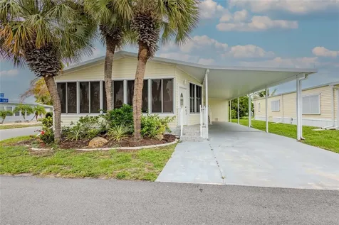 2100 Kings Highway Port Charlotte FL 33980