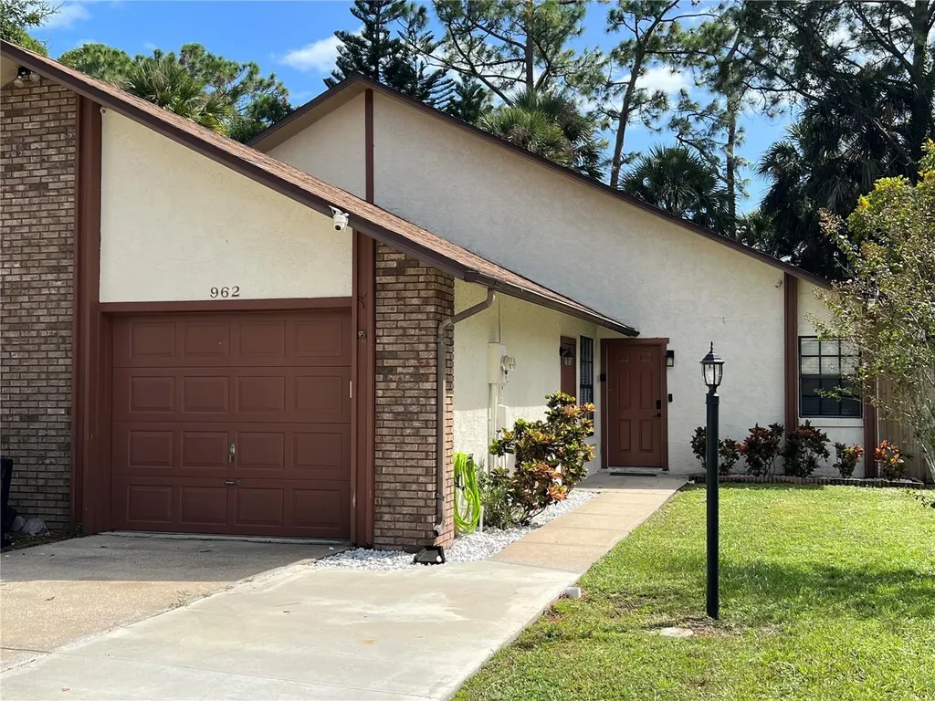 962 Stonybrook Circle Port Orange FL 32127