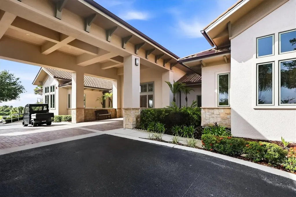 5236 Pine Shadow Lane North Port FL 34287